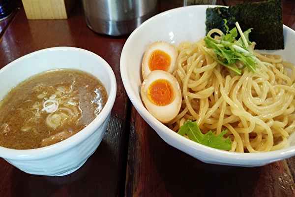 つけ麺専門のお店